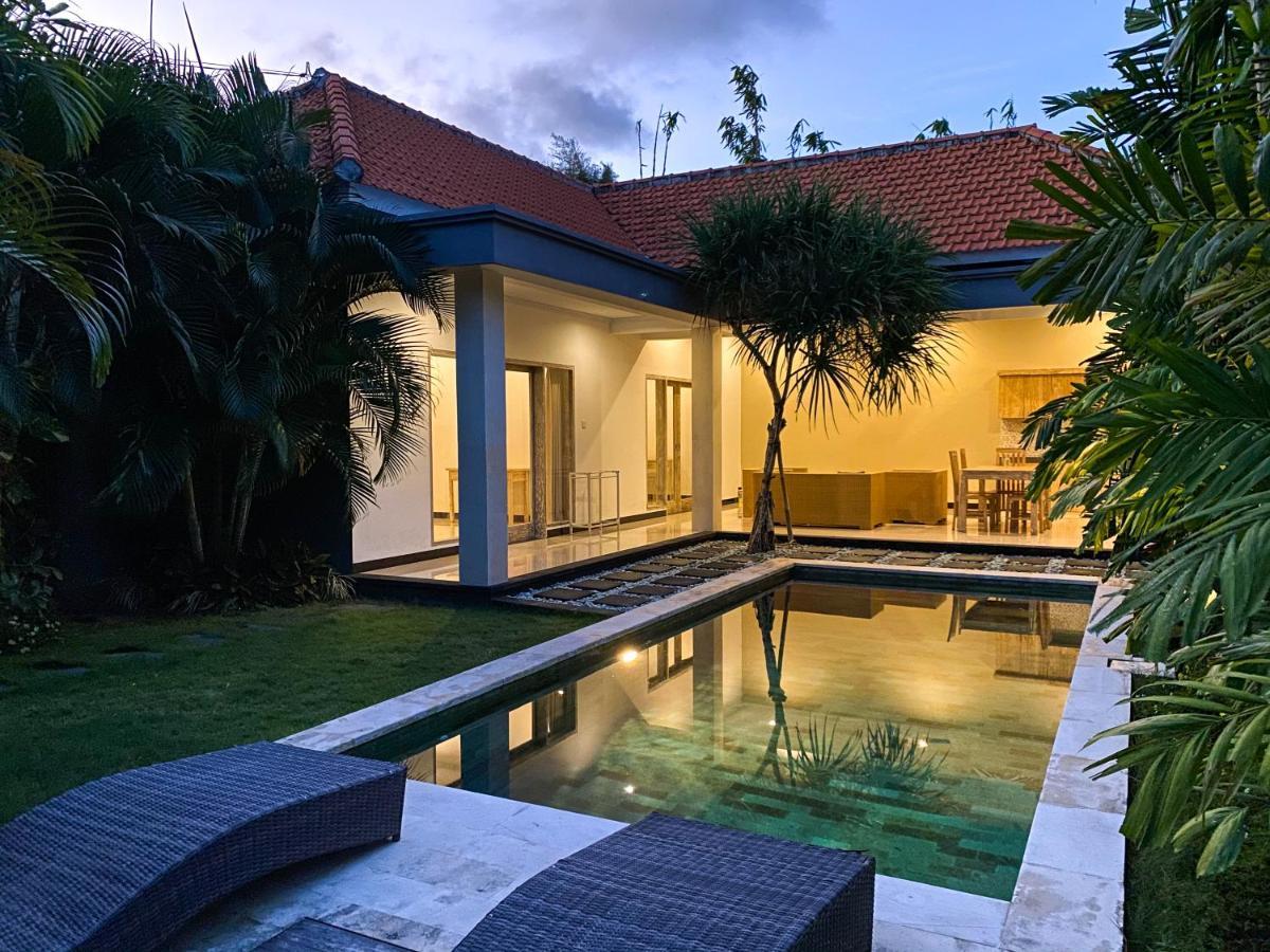 Tropical Luxe Villas Canggu - Finns & Atlas Canggu (Bali) Exterior photo